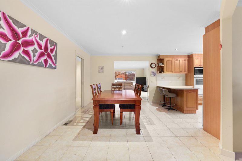 Photo - 16 Mudo Court, Rowville VIC 3178 - Image 5