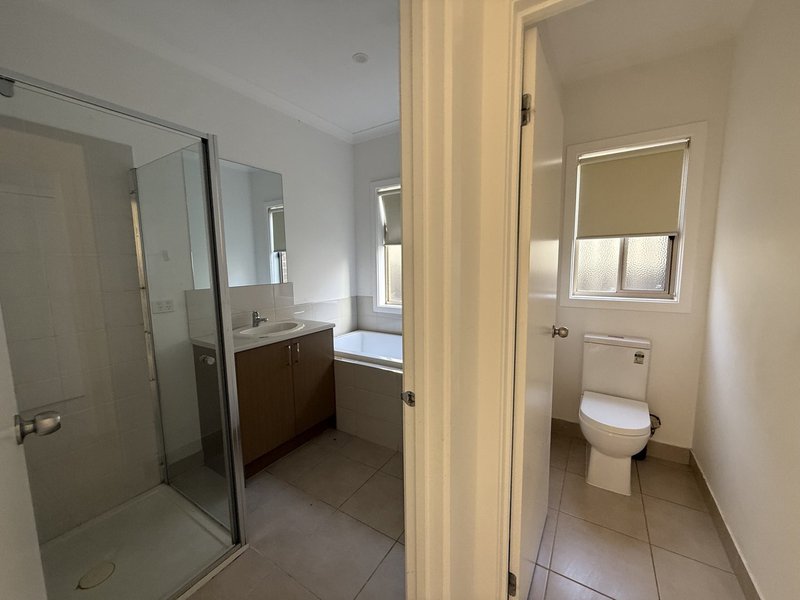 Photo - 16 Muir Way, Mernda VIC 3754 - Image 10