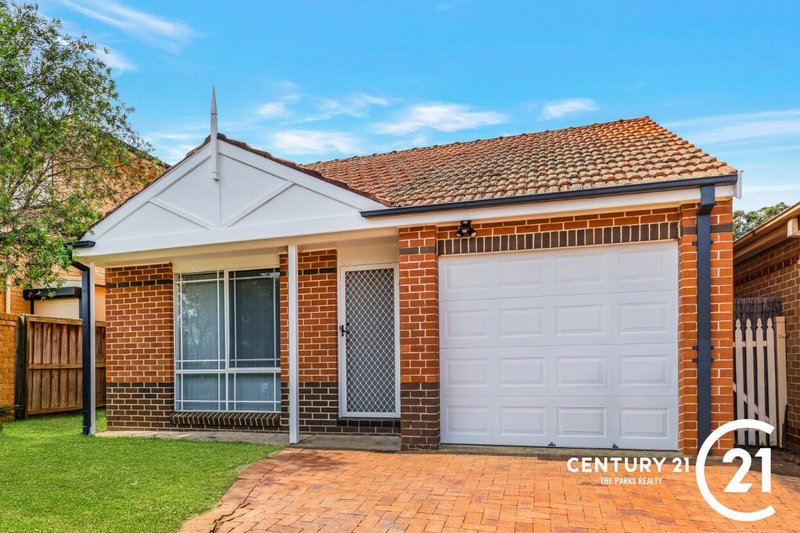 16 Murrumbidgee Street, Bossley Park NSW 2176