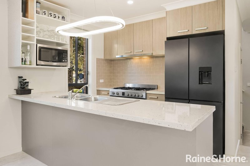 Photo - 16 Mustang Avenue, Box Hill NSW 2765 - Image 4