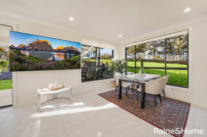 Photo - 16 Mustang Avenue, Box Hill NSW 2765 - Image 5