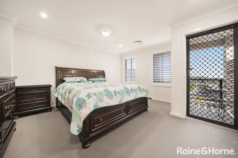 Photo - 16 Mustang Avenue, Box Hill NSW 2765 - Image 6