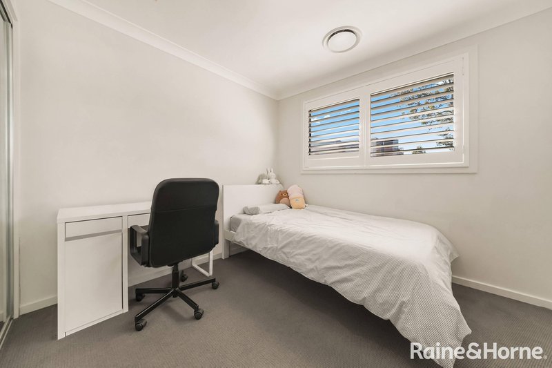 Photo - 16 Mustang Avenue, Box Hill NSW 2765 - Image 7