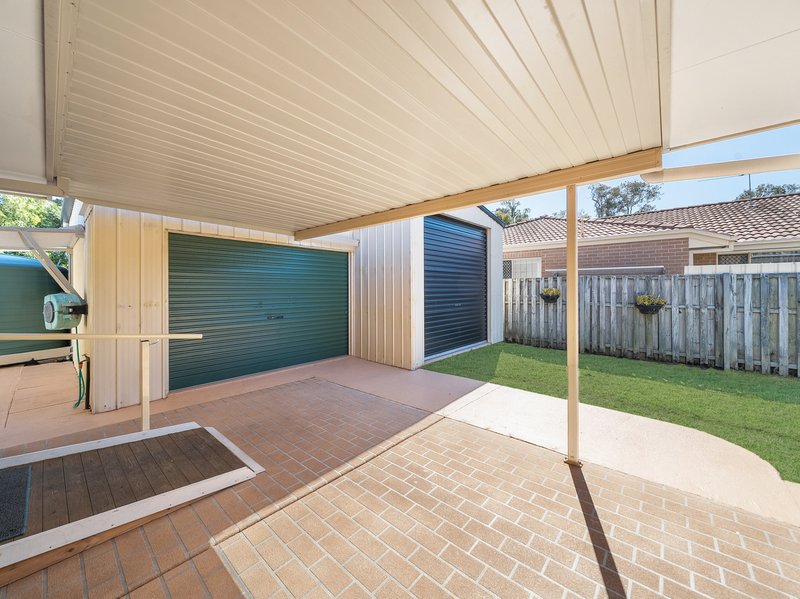 Photo - 16 Myora Place, Sandstone Point QLD 4511 - Image 17