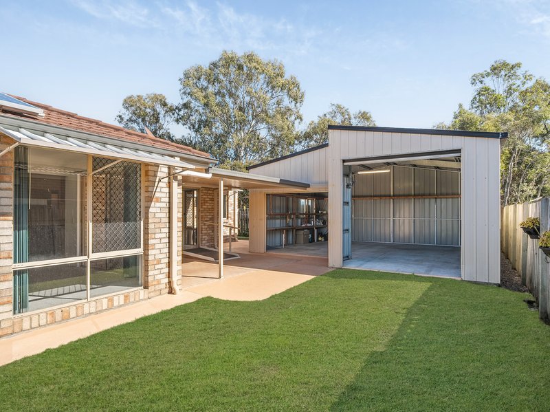 Photo - 16 Myora Place, Sandstone Point QLD 4511 - Image 19