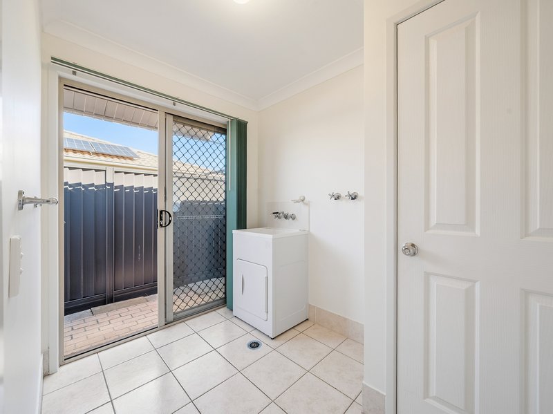 Photo - 16 Myora Place, Sandstone Point QLD 4511 - Image 28