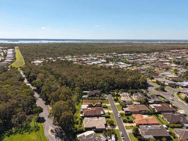 Photo - 16 Myora Place, Sandstone Point QLD 4511 - Image 30