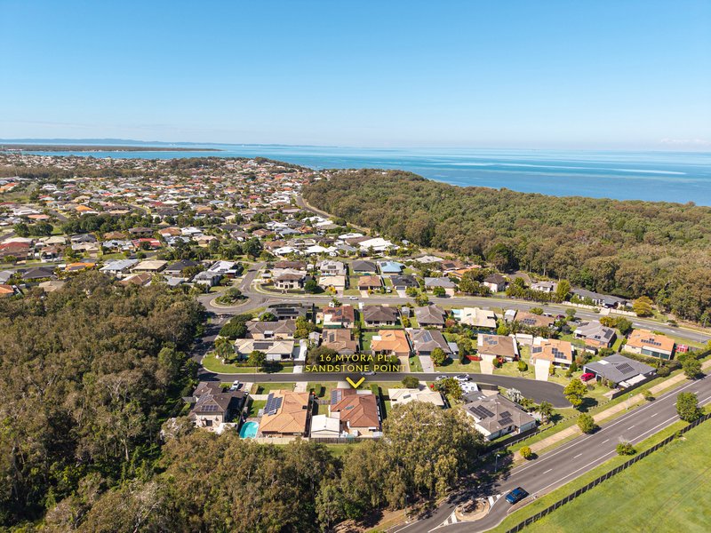Photo - 16 Myora Place, Sandstone Point QLD 4511 - Image 31