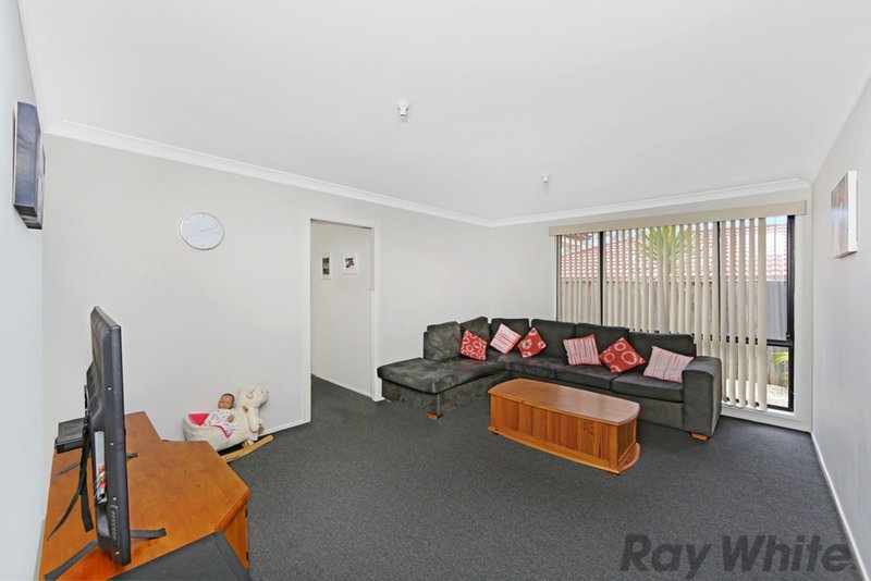 Photo - 16 Nangar Street, Woongarrah NSW 2259 - Image 2