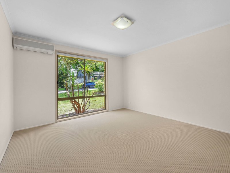 Photo - 16 Nemira Street, Carseldine QLD 4034 - Image 7