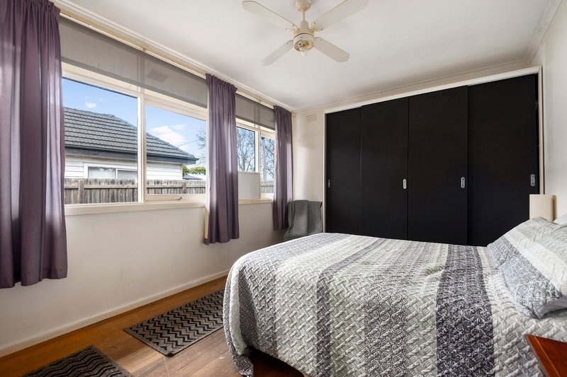 Photo - 16 Neville Avenue, Seaford VIC 3198 - Image 5