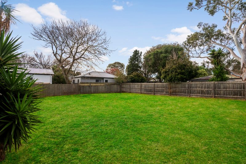Photo - 16 Neville Avenue, Seaford VIC 3198 - Image 9