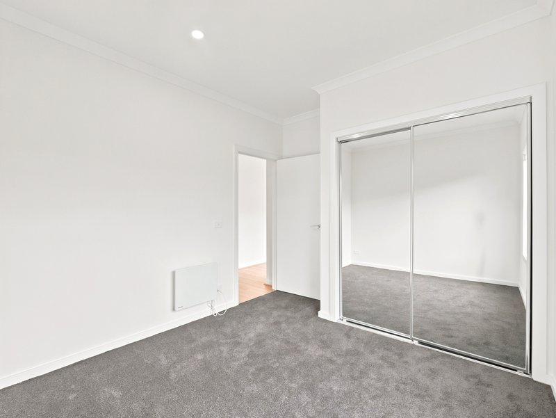 Photo - 16 Newcastle Road, Rockbank VIC 3335 - Image 16