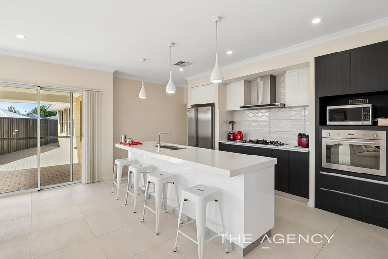 Photo - 16 Noctis Way, Aveley WA 6069 - Image 7