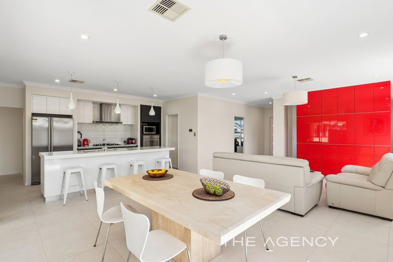 Photo - 16 Noctis Way, Aveley WA 6069 - Image 10