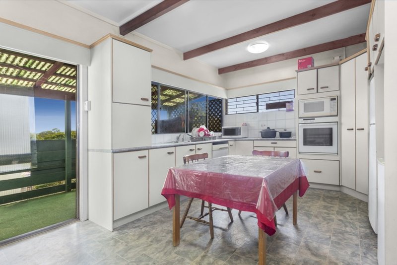 Photo - 16 Northumbria Road, Boondall QLD 4034 - Image 3