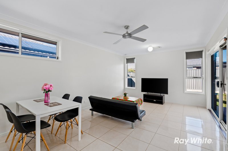 Photo - 16 Northview Street (Grantham Farm) , Riverstone NSW 2765 - Image 3