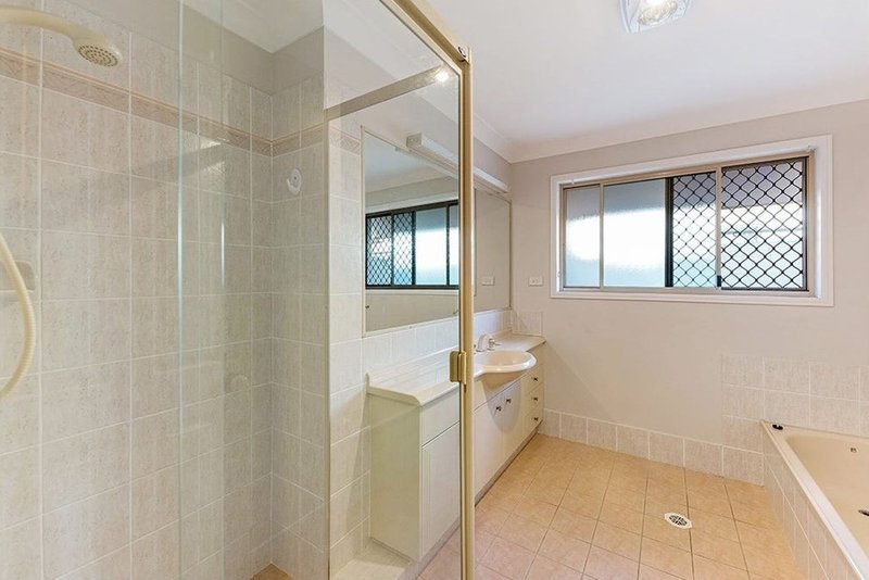 Photo - 16 Novar Court, Robina QLD 4226 - Image 3