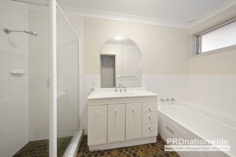 Photo - 16 Oak Street, Lugarno NSW 2210 - Image 6