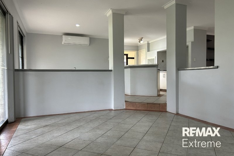 Photo - 16 Oakleaf Circle, Mirrabooka WA 6061 - Image 10