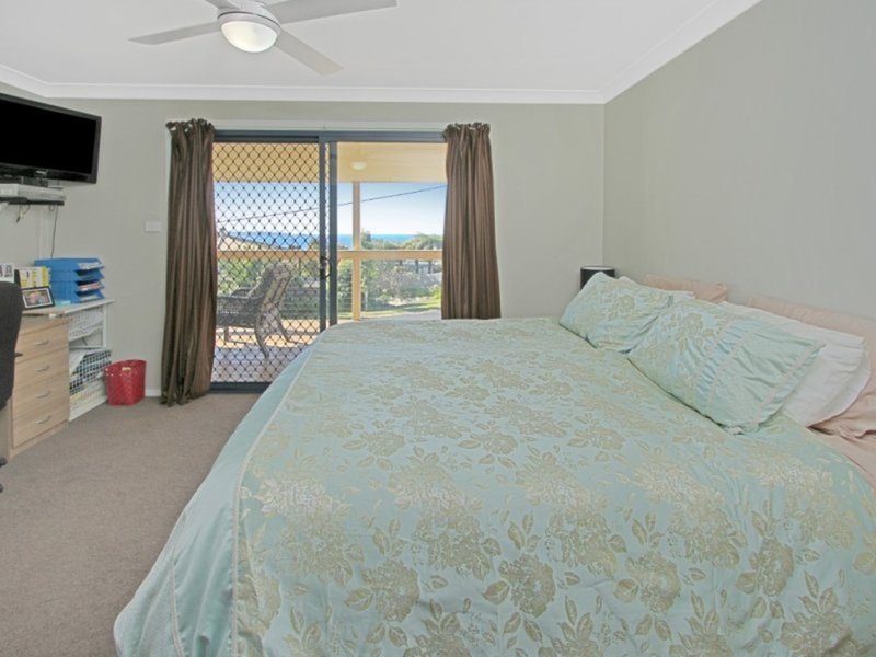 Photo - 16 Ocean Road, Batehaven NSW 2536 - Image 10