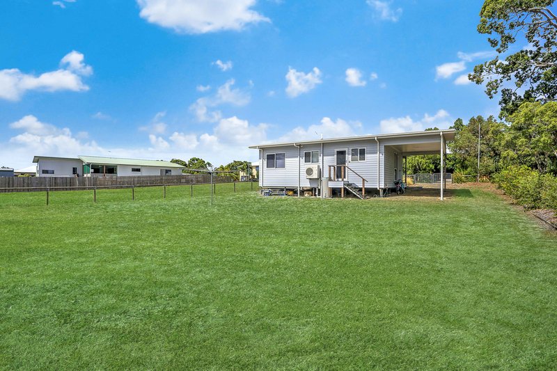 Photo - 16 Ocean View Drive, Woodgate QLD 4660 - Image 14