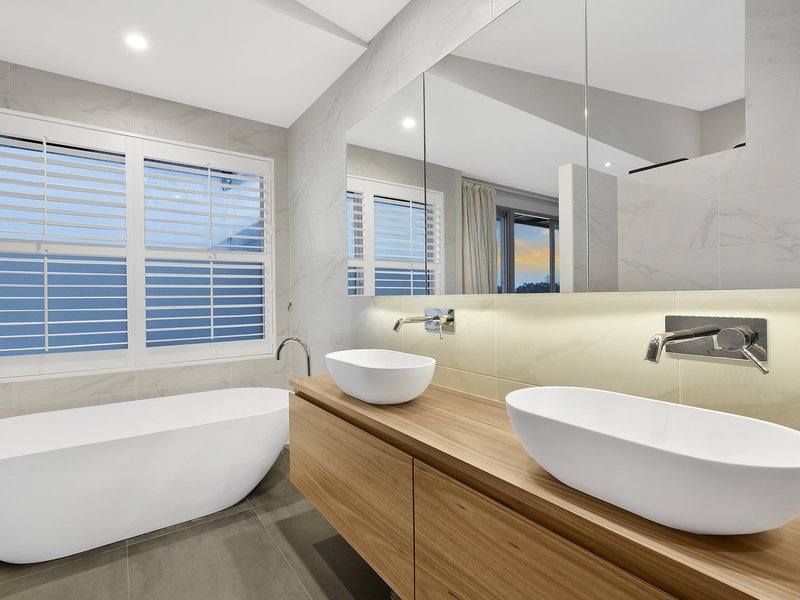 Photo - 16 Ogilvie Street, Terrigal NSW 2260 - Image 15