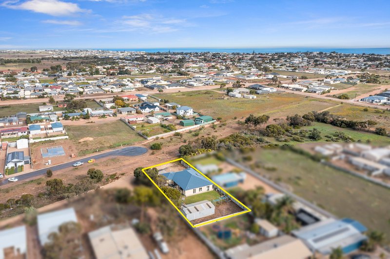 Photo - 16 Old Horse Tramway Court, Moonta Bay SA 5558 - Image 3