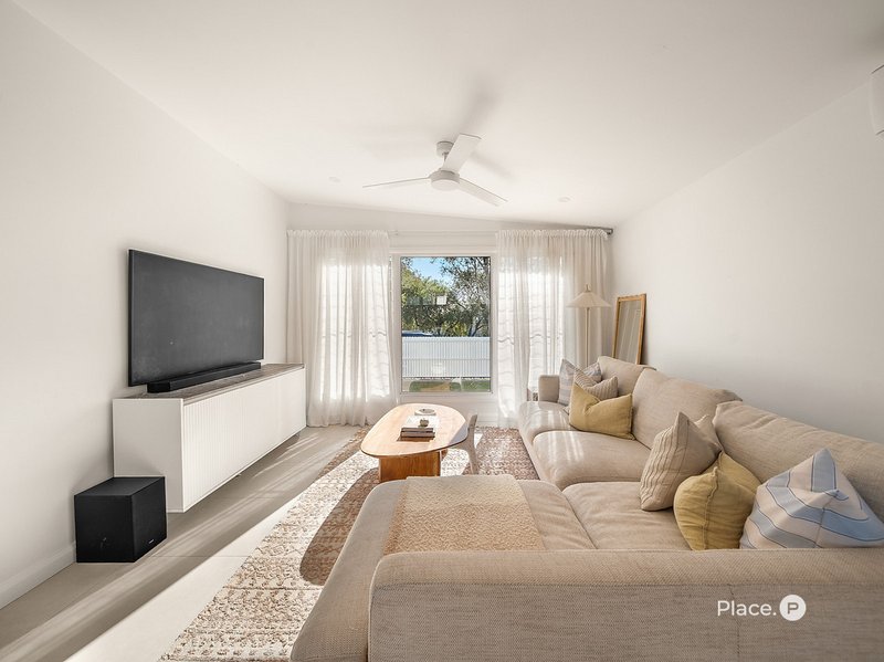Photo - 16 Oleander Street, Kippa-Ring QLD 4021 - Image 16