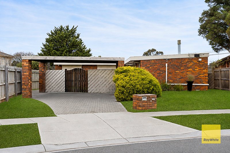 Photo - 16 Oppy Crescent, Hoppers Crossing VIC 3029 - Image 1