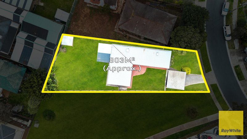 Photo - 16 Oppy Crescent, Hoppers Crossing VIC 3029 - Image 18