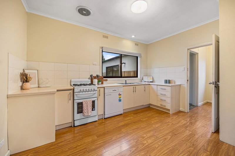 Photo - 16 Orion Street, Sebastopol VIC 3356 - Image 6