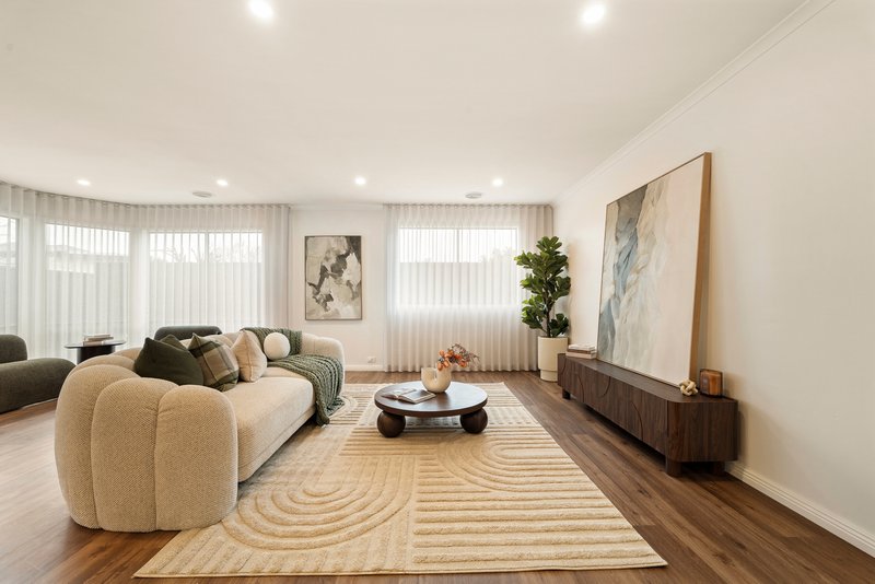 Photo - 16 Ormond Road, Clayton VIC 3168 - Image 3
