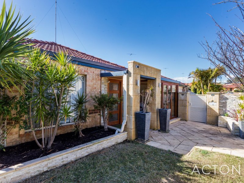 Photo - 16 Orsulich Loop, Spearwood WA 6163 - Image 4