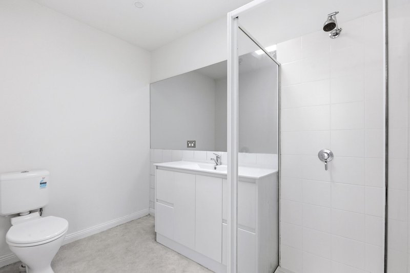 Photo - 16 Osborne Street, South Yarra VIC 3141 - Image 12