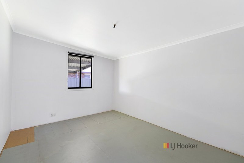 Photo - 16 Ourringo Street, Budgewoi NSW 2262 - Image 5