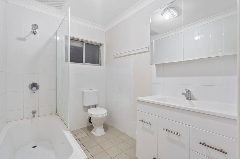 Photo - 16 Ovendean Street, Yeronga QLD 4104 - Image 18