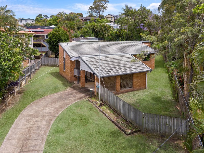 16 Owarra Avenue East , Ferny Hills QLD 4055