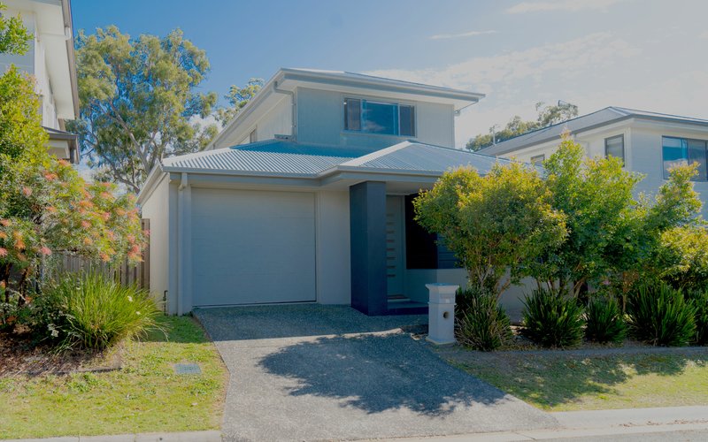 16 Palmerston Place, Coomera QLD 4209