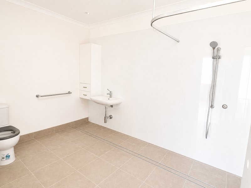 Photo - 16 Pappinbarra Road, Lakelands WA 6180 - Image 6
