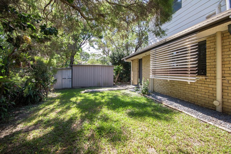 Photo - 16 Paradise Court, Clontarf QLD 4019 - Image 10