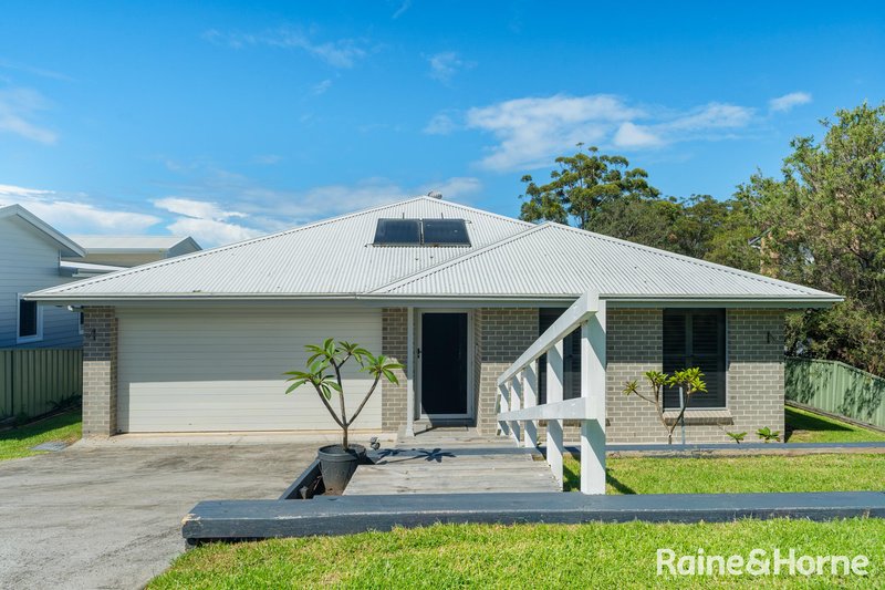 Photo - 16 Park View Parade, Mollymook Beach NSW 2539 - Image 2