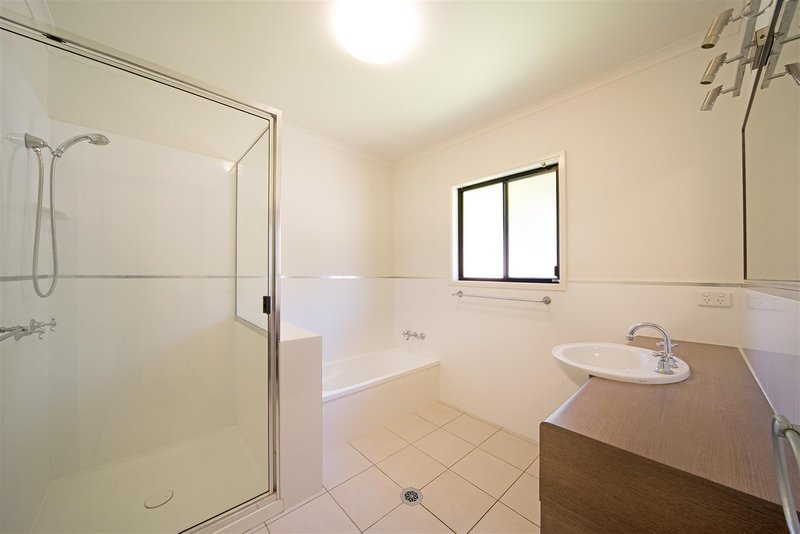 Photo - 16 Parker Road, Cannonvale QLD 4802 - Image 14