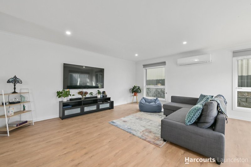 Photo - 16 Parkfield Drive, Youngtown TAS 7249 - Image 2
