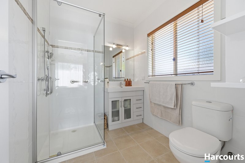 Photo - 16 Parkside Close, Leongatha VIC 3953 - Image 4