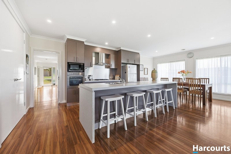 Photo - 16 Parkside Close, Leongatha VIC 3953 - Image 9