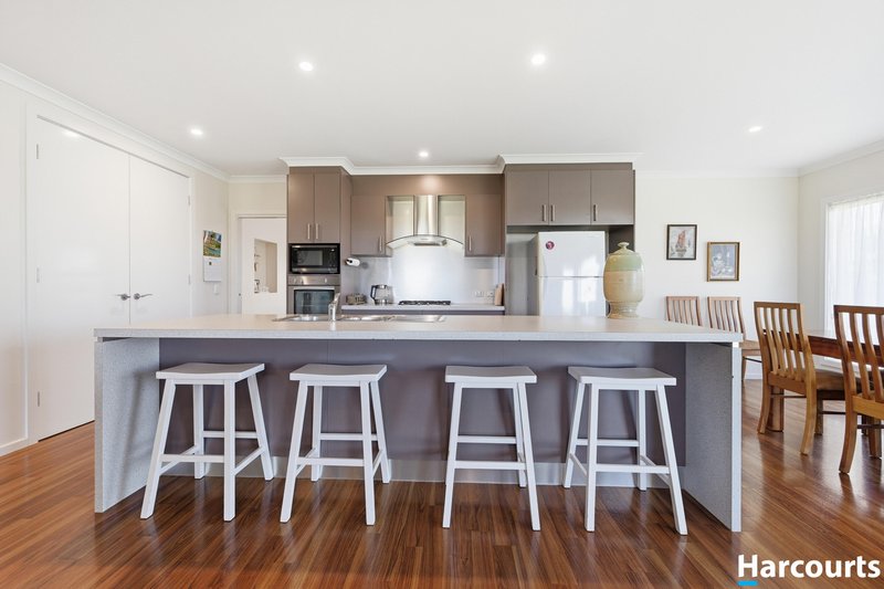 Photo - 16 Parkside Close, Leongatha VIC 3953 - Image 10