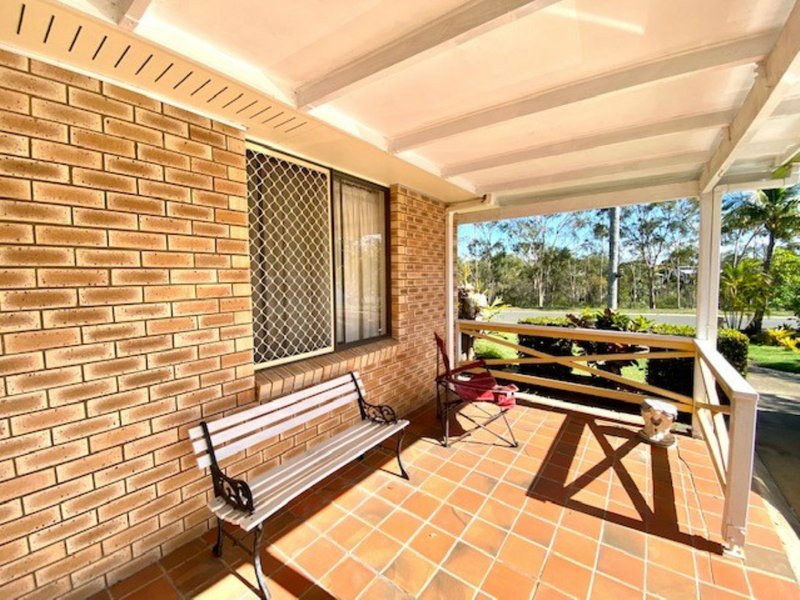 Photo - 16 Parkside Street, Tannum Sands QLD 4680 - Image 2