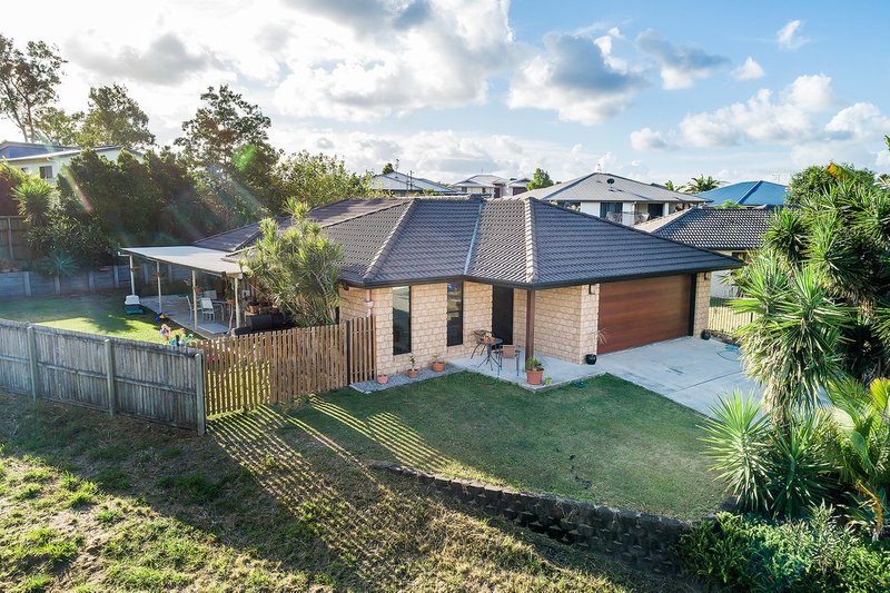 16 Parkview Close, Southside QLD 4570