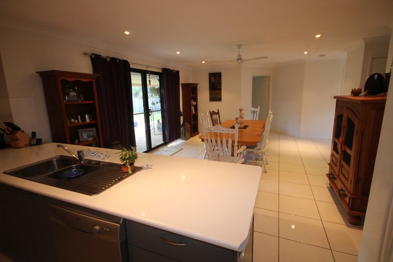 Photo - 16 Parkview Close, Southside QLD 4570 - Image 3